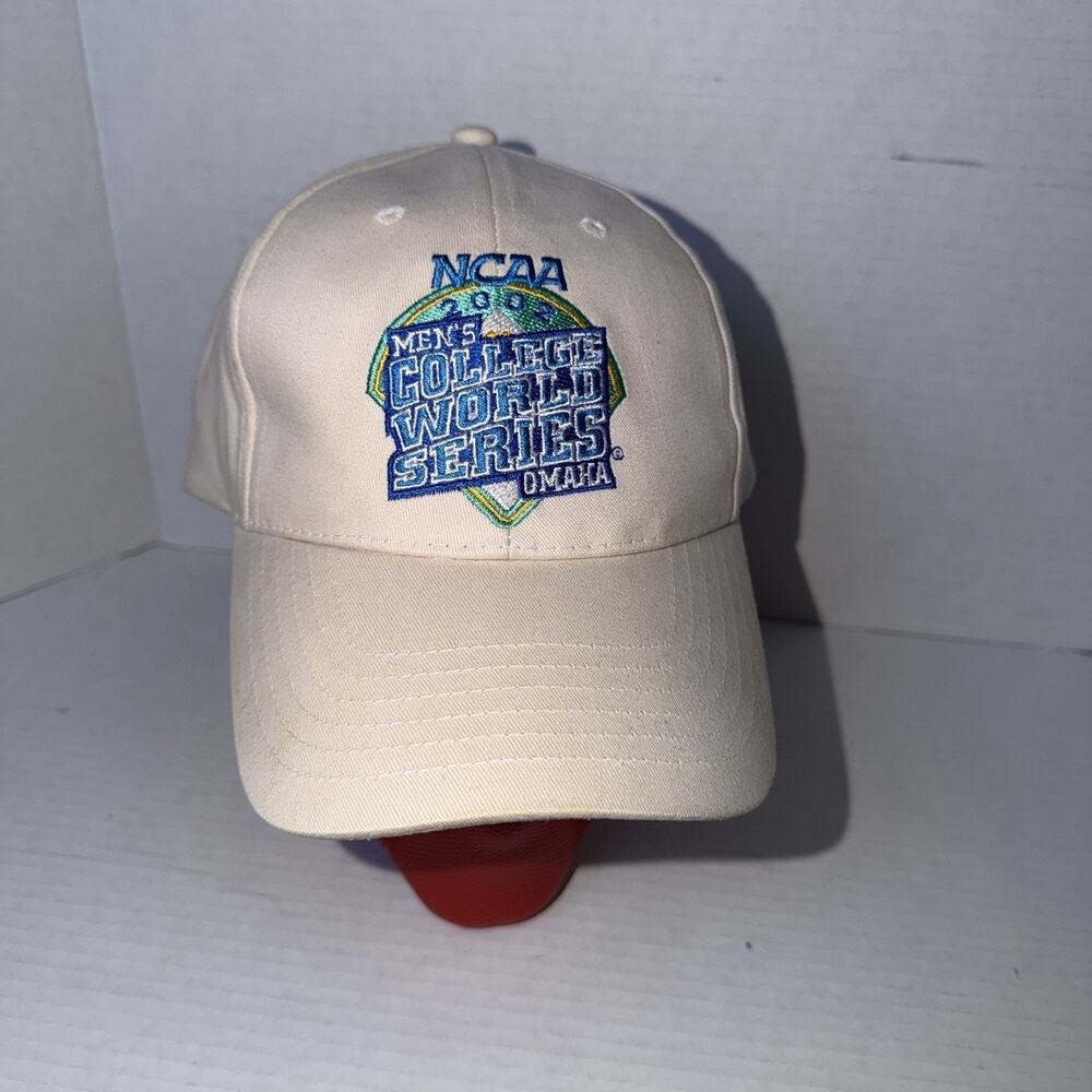 Vintage Y2K 2002 NCAA Men’s College World Series Omaha Strapback Hat Cap Crème